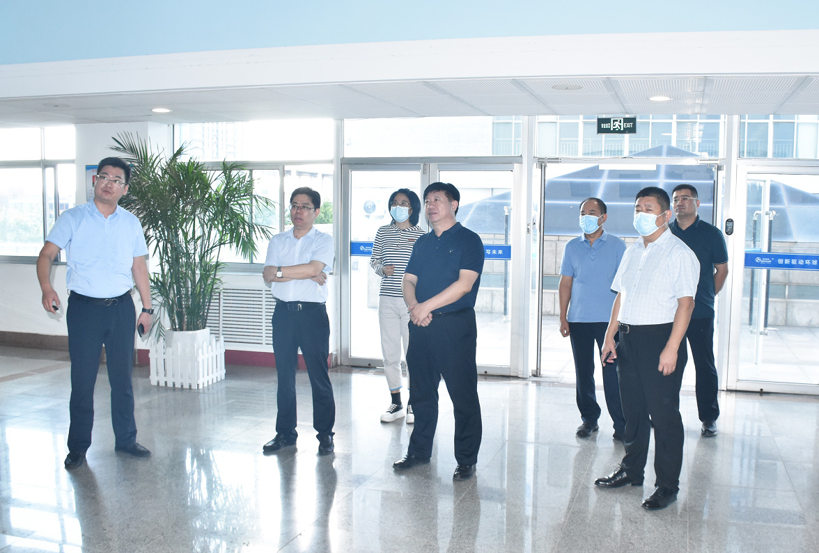 壽光市政協(xié)調研組蒞臨環(huán)球軟件 調研數(shù)字產(chǎn)業(yè)、數(shù)字城市建設情況