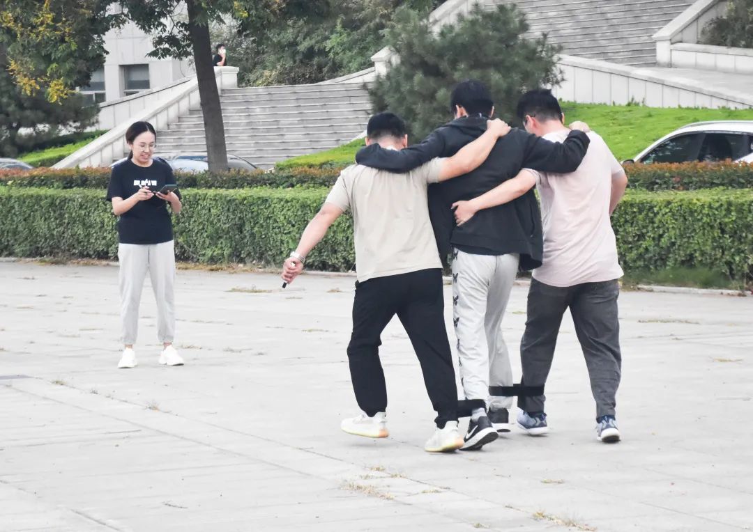 環(huán)球軟件舉行“迎中秋，慶國慶”員工趣味運動會