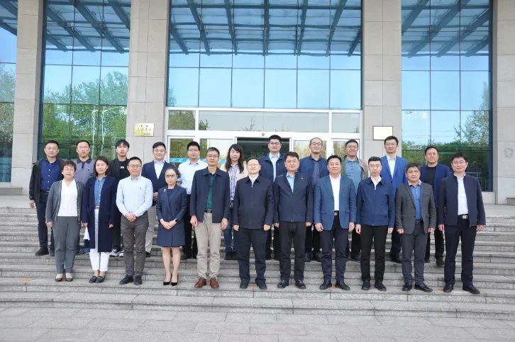 北京協(xié)和醫(yī)學院專家到濰坊市疾控中心調(diào)研“傳染病智慧化監(jiān)測預警平臺”建設工作