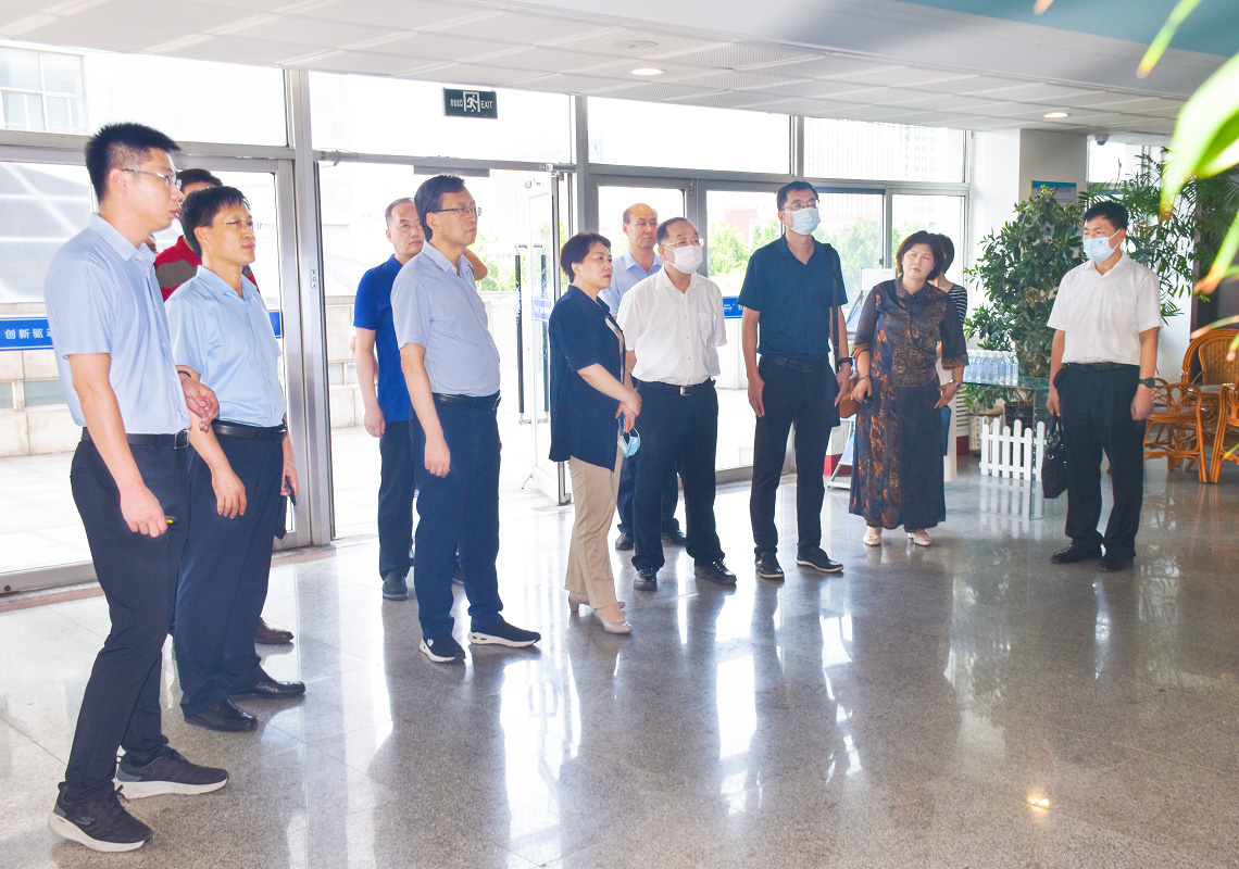 九三學社濰坊市委會主委、濰坊市大數(shù)據(jù)局局長于冬菊蒞臨環(huán)球軟件調(diào)研